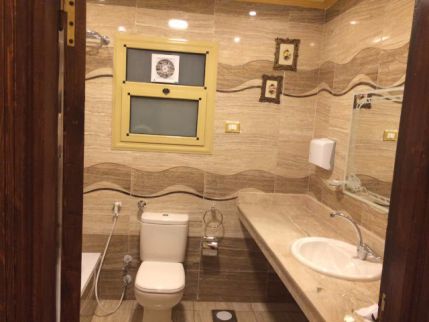 شقة للإيجار فى ابوقير - قسم المنتزه - الإسكندرية