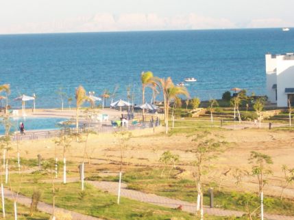 شاليه للإيجار فى عتاقة - السويس