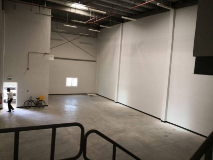 Warehouse For Rent In Ras Al Khor - Dubai - Dubai