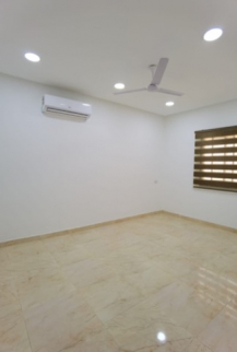 Villa For Rent In Ali - Central