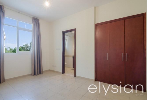 فيلا للإيجار فى المرابع العربية - دبي - دبيّ