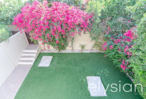 فيلا للإيجار فى المرابع العربية - دبي - دبيّ