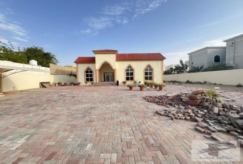 فيلا للإيجار