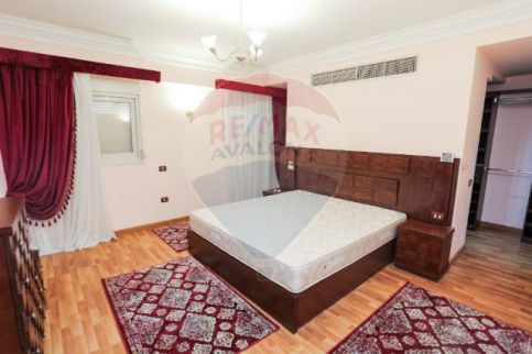 شقة للإيجار فى زيزينيا - قسم الرمل - الإسكندرية