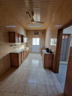 شقة للإيجار فى بني جمرة - الشمالية