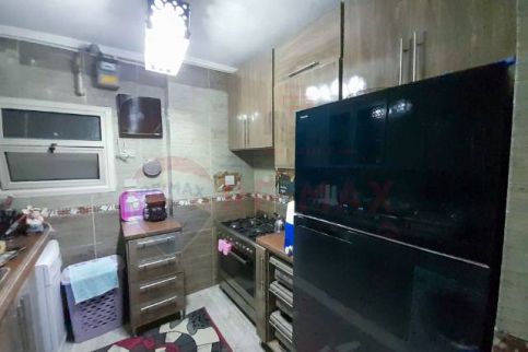 شقة للإيجار فى جليم - قسم الرمل - الإسكندرية