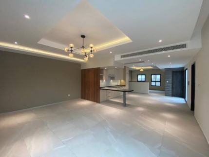 فيلا للإيجار فى سار - الشمالية