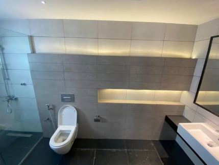 فيلا للإيجار فى سار - الشمالية