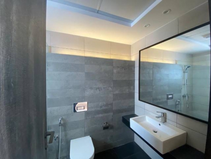 فيلا للإيجار فى سار - الشمالية