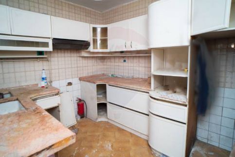 شقة للإيجار فى الشاطبي - قسم باب شرقي - الإسكندرية