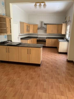 Villa For Rent In Maqabah - Northern