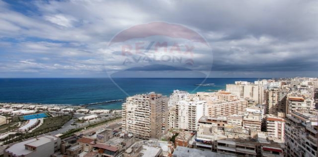 شقة للإيجار فى سان استيفانو - قسم الرمل - الإسكندرية