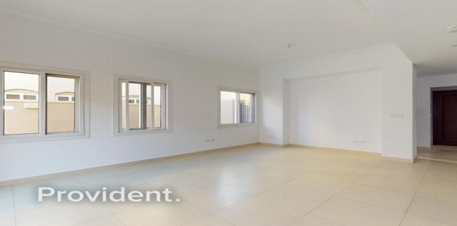 فيلا للإيجار