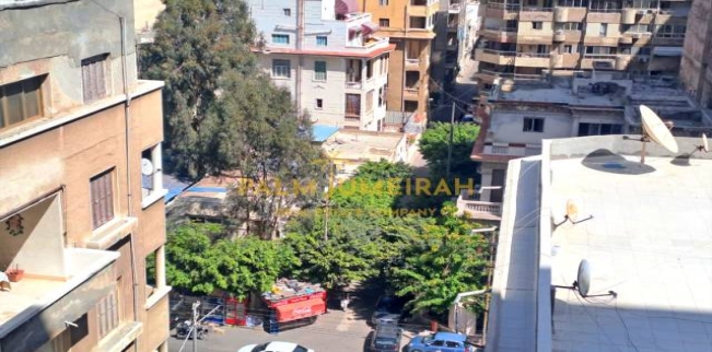 شقة للبيع فى جليم - قسم الرمل - الإسكندرية