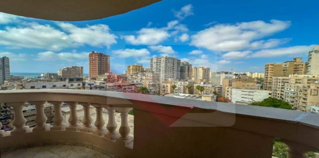 شقة للبيع فى كليوباترا - قسم سيدى جابر - الإسكندرية