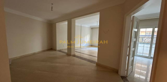شقة للإيجار فى رشدي - قسم سيدى جابر - الإسكندرية