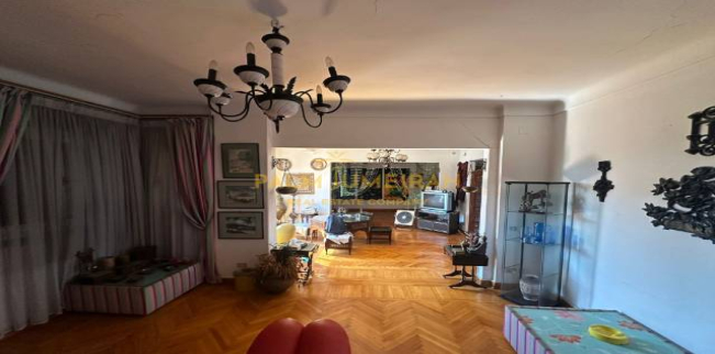 شقة للبيع فى الشاطبي - قسم باب شرقي - الإسكندرية