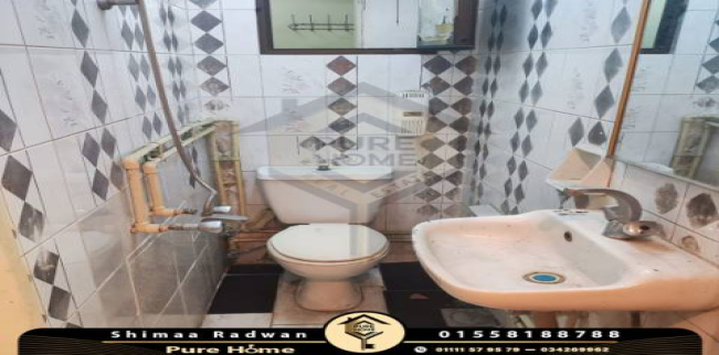 شقة للبيع فى جليم - قسم الرمل - الإسكندرية