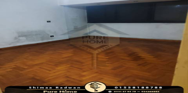 شقة للبيع فى جليم - قسم الرمل - الإسكندرية