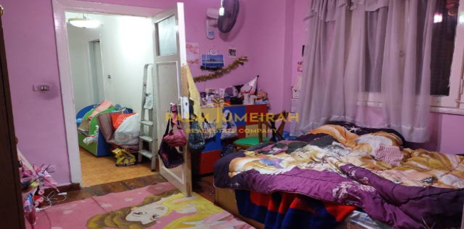 شقة للبيع فى جليم - قسم الرمل - الإسكندرية