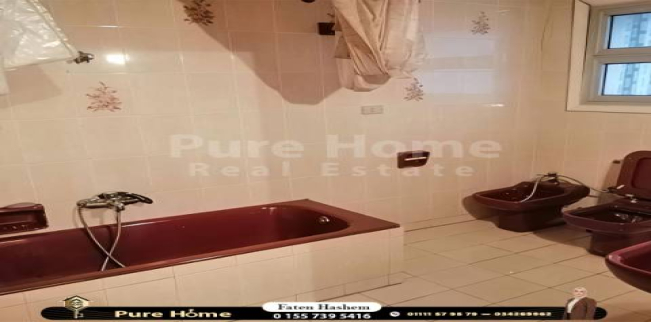 شقة للإيجار فى لوران - قسم الرمل - الإسكندرية