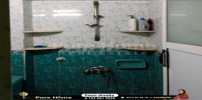 شقة للبيع فى محرم بك - قسم محرم بك - الإسكندرية