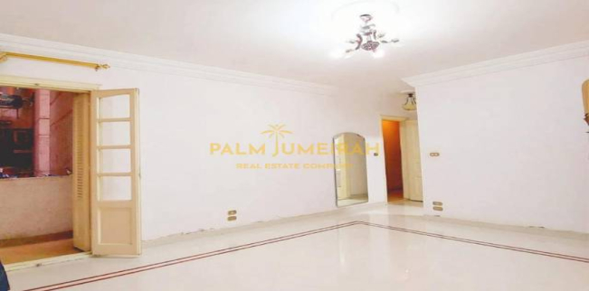 شقة للبيع فى لوران - قسم الرمل - الإسكندرية