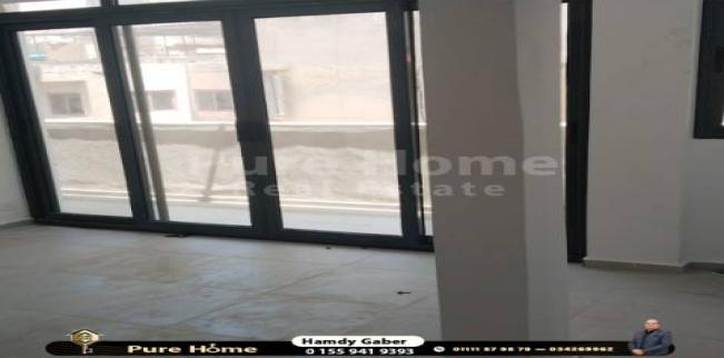 شقة للإيجار